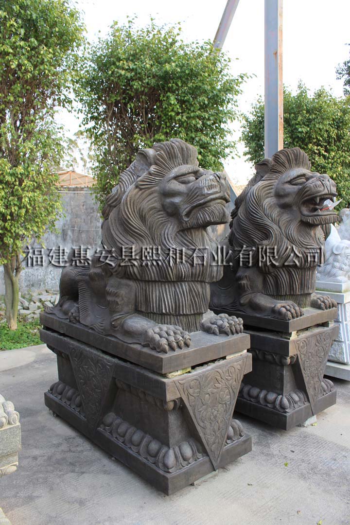 石雕狮子雕刻厂价格，石雕狮子雕塑墓碑，石雕狮子多少钱